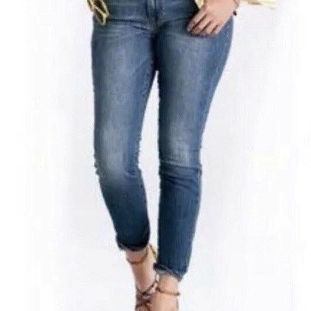 CAbi Blue Skinny Jeans with Classic Style